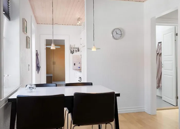 Charming Retreat In - By Traum *